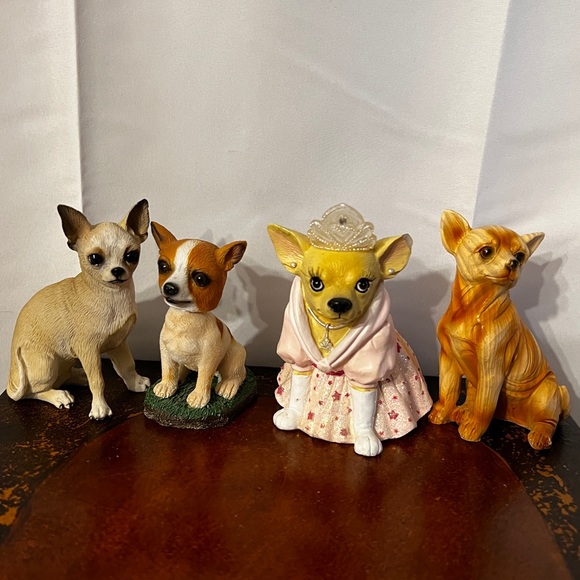Other - CHIHUAHUA FIGURINES STATUES SMALL BUNDLE OF 4